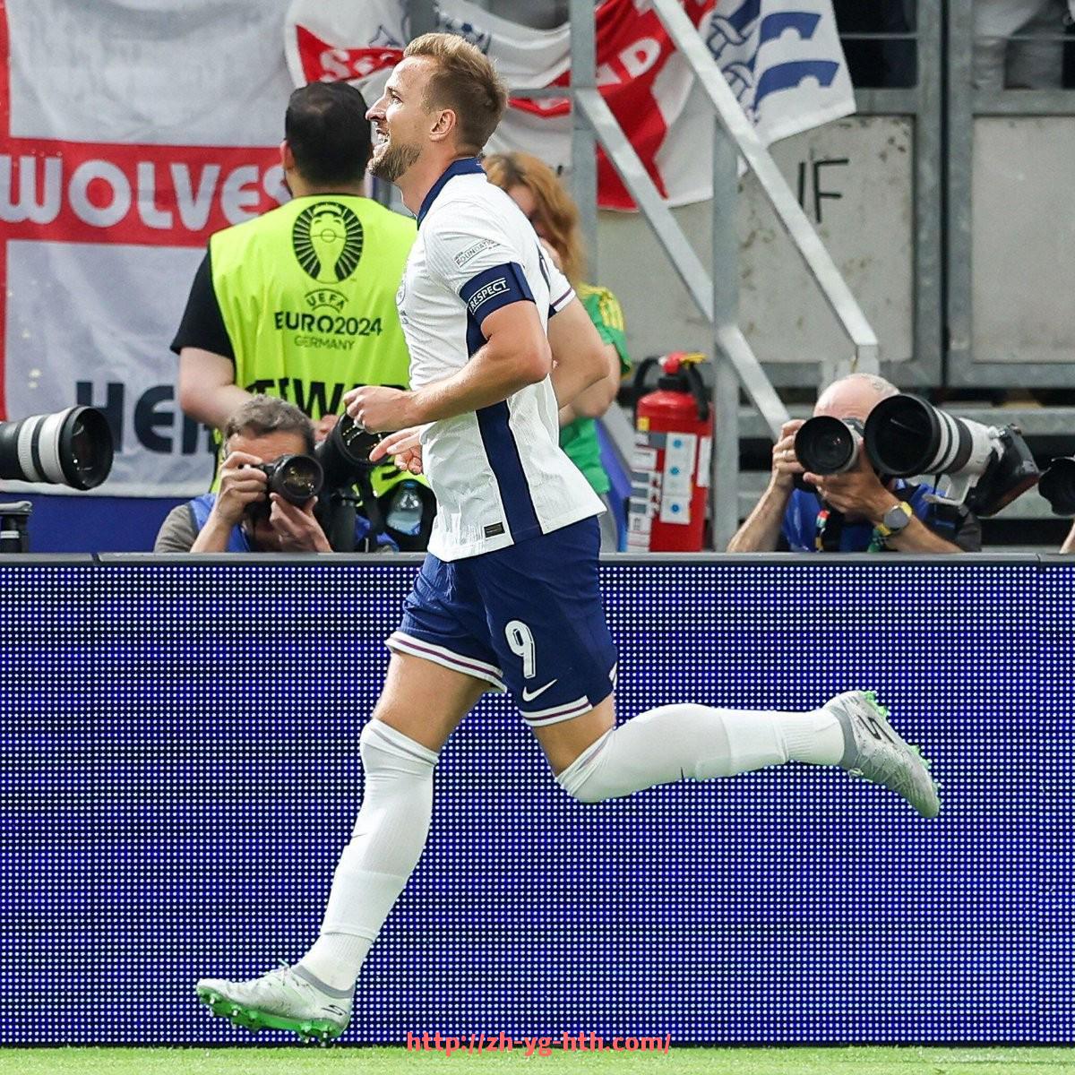 华体会hth-西甲联赛巴塞罗那赛程与重点赛事 华体会hth-西甲联赛巴塞罗那赛程与重点赛事